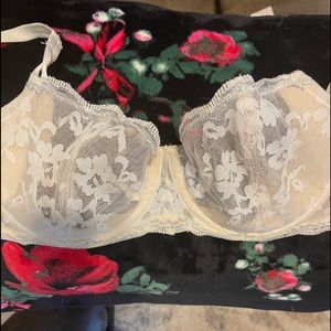 Victoria’s Secret bra